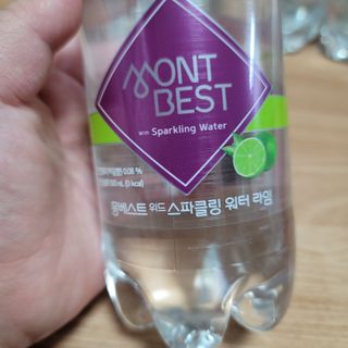 몽베스트 Montbest with Sparkling water Lemon OR Lime 20병(랜덤) — 5점을 준 리뷰어가 2024년 4월 올린 사용 사진