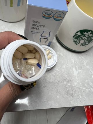 프리마인 평생 써야하는 관절의 건강을 위한 완벽설계 솔루션 관절n마디케어 플러스 120정 — 5점을 준 리뷰어가 2021년 10월 올린 사용 사진