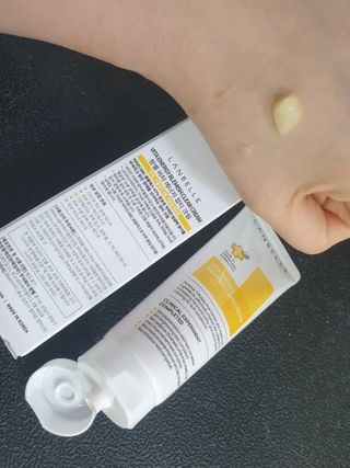 랑벨 비타 에너지 잡티 크림 75ml (피부 속 기미완화크림) — 5점을 준 리뷰어가 2022년 6월 올린 사용 사진