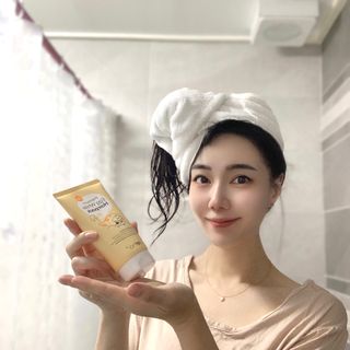 ★N쇼핑 헤어팩 1위★ 리하 에그 화이트 극손상 무실리콘 트리트먼트 헤어팩 — 3.5점을 준 리뷰어가 2022년 6월 올린 사용 사진