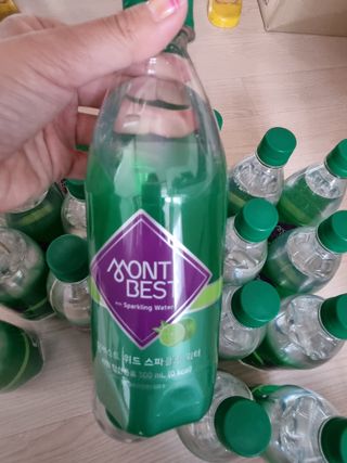 몽베스트 Montbest with Sparkling water Lime20병 — 5점을 준 리뷰어가 2021년 10월 올린 사용 사진