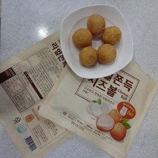 가치식탁 리얼쫀득치즈볼 — 5점을 준 리뷰어가 2021년 3월 올린 사용 사진