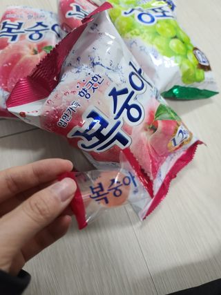 청포도캔디 복숭아캔디 — 5점을 준 리뷰어가 2022년 11월 올린 사용 사진