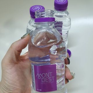 몽베스트 [MONTBEST] 330mL 20병 — 5점을 준 리뷰어가 2021년 10월 올린 사용 사진