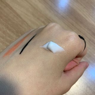 [베러오리진] 무화과 크리미 딥 폼 클렌저/피부 노폐물 & 미세먼지 99 세정 인증 민감성 피부 무자극 인증 — 5점을 준 리뷰어가 2021년 12월 올린 사용 사진