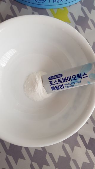 서울약사신협_포스트바이오틱스패밀리_5g x 100포 — 5점을 준 리뷰어가 2021년 3월 올린 사용 사진