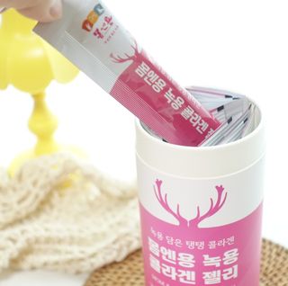 [몸엔용] 녹용 담은 탱탱 콜라겐 녹용 콜라겐 젤리 15g x 20포 — 5점을 준 리뷰어가 2022년 4월 올린 사용 사진