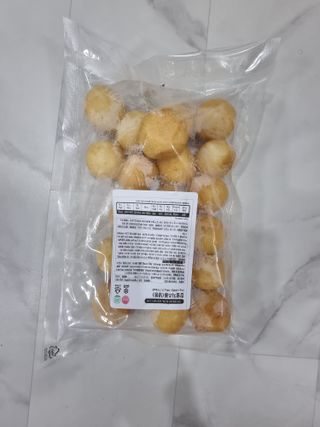 Dog&Ball 독앤볼 [Dog&Ball] 미니찹쌀볼도그 찹쌀치즈볼 — 5점을 준 리뷰어가 2021년 11월 올린 사용 사진