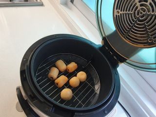 Dog&Ball 독앤볼 [Dog&Ball] 미니찹쌀볼도그 찹쌀치즈볼 — 4.5점을 준 리뷰어가 2021년 8월 올린 사용 사진