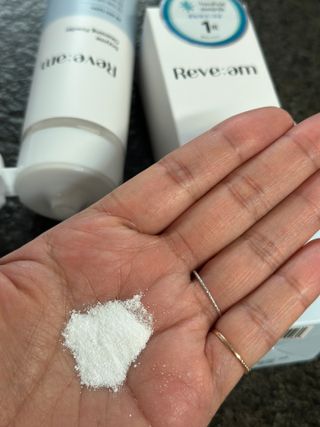 나우 0[리브엠] 화해 1등 클렌징 파우더! 모공&피지 말끔순삭 — 5점을 준 리뷰어가 2025년 2월 올린 사용 사진