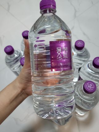 몽베스트 MONTBEST 1L 12입 — 5점을 준 리뷰어가 2022년 4월 올린 사용 사진