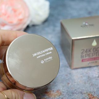 아이앤립 / EYENLIP 아이앤립 24K 골드 N 펩타이드 앰플 크림 — 5점을 준 리뷰어가 2021년 4월 올린 사용 사진