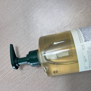 라로지크 X4 스케일링 퍼퓸 샴푸 1,000mℓ — 2.5점을 준 리뷰어가 2021년 12월 올린 사용 사진