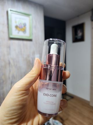 나우 [리브엠] 123억개 엑소좀으로 채운 눈부신 광채, 엑소코어 화이트닝 텐션 앰플 — 5점을 준 리뷰어가 2023년 11월 올린 사용 사진