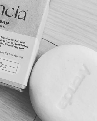 Arencia 아렌시아 솔티소다 샴푸바, 더 새틴 린스바 세트 — 5점을 준 리뷰어가 2022년 7월 올린 사용 사진