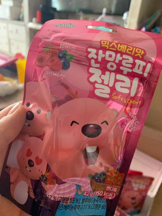 [팔도] 잔망루피젤리 믹스베리맛 42g 8개 — 5점을 준 리뷰어가 2022년 1월 올린 사용 사진