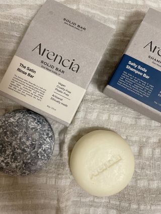 Arencia 아렌시아 솔티소다 샴푸바, 더 새틴 린스바 세트 — 5점을 준 리뷰어가 2021년 6월 올린 사용 사진