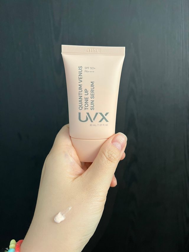 UVX 퀀텀 비너스 맑은 톤업 선세럼 리뷰 사진