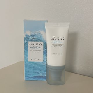 [스킨1004] 마다가스카르 센텔라 히알루-시카 워터핏 선세럼 50ml — 5점을 준 리뷰어가 2024년 5월 올린 사용 사진