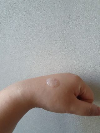 벨먼 내추럴스파 수분광채 스크럽 바디워시 600ml 5종 — 5점을 준 리뷰어가 2022년 5월 올린 사용 사진