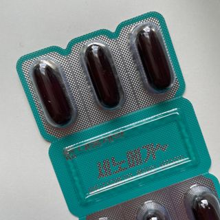 [대웅제약] 혈행, 눈,뼈건강, 알티지오메가3 세노메가 루테인 — 5점을 준 리뷰어가 2021년 8월 올린 사용 사진
