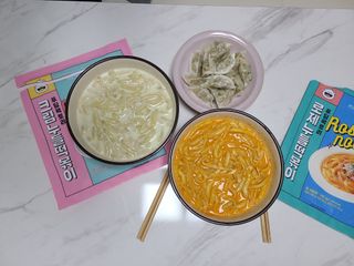 [푸딩팩토리] 로제누들떡볶이 500g / 까르보나라크림누들떡볶이 500g — 5점을 준 리뷰어가 2022년 8월 올린 사용 사진