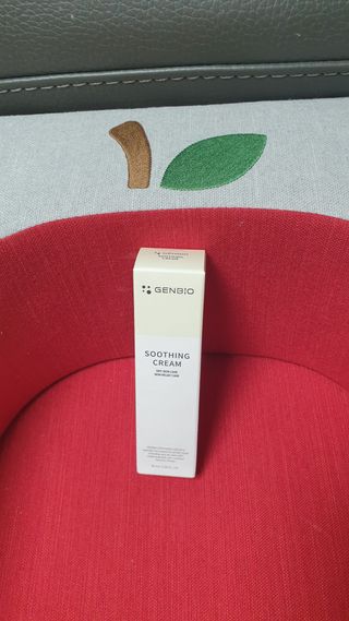 젠바이오 코스메틱스 젠바이오수딩크림]   가려운 피부 & 아토피 원픽 크림 — 5점을 준 리뷰어가 2022년 10월 올린 사용 사진
