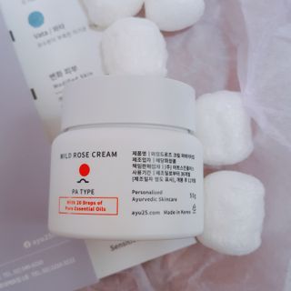 AYU25[아유트웬티파이브]다마스크로즈워터 베이스 천연 수분 촉촉 크림 — 4점을 준 리뷰어가 2021년 4월 올린 사용 사진