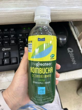 더그레잇티 콤부차 [매일유업] 더그레잇티 44kcal 콤부차 300ml *12개입 (오리지널 6개+베리리치 6개) — 3점을 준 리뷰어가 2023년 7월 올린 사용 사진