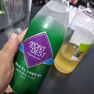 몽베스트 Montbest with Sparkling water Lemon OR Lime 20병(랜덤) — 5점을 준 리뷰어가 2022년 6월 올린 사용 사진
