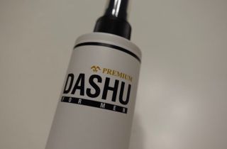 다슈코리아 다슈 포 맨 프리미엄 메가 홀드 슈퍼 스프레이 250ml — 5점을 준 리뷰어가 2021년 4월 올린 사용 사진