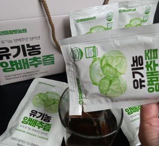 참앤들황토농원 국내산 유기농 양배추를 그대로 담은,  유기농 양배추즙  80ml X 30포 1박스 — 5점을 준 리뷰어가 2023년 3월 올린 사용 사진