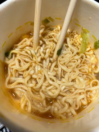 NISSIN 닛신 컵누들  4종 - 씨푸드오리지날, 씨푸드 스파이시, 씨푸드 커리, 씨푸드 XO소스 — 5점을 준 리뷰어가 2022년 12월 올린 사용 사진