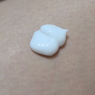 아토캐논(ATO CANNON) 아토캐논 고보습 바디로션 200ml — 5점을 준 리뷰어가 2023년 1월 올린 사용 사진