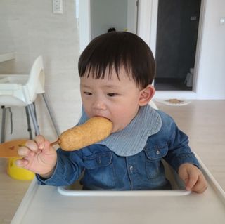 오마뎅 한우핫도그 — 5점을 준 리뷰어가 2021년 5월 올린 사용 사진