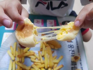 한성기업 베이크볼 치즈몽땅 300g x 2봉 — 5점을 준 리뷰어가 2021년 9월 올린 사용 사진