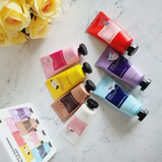 쿤달 BT21 시어버터 앤 마카다미아 퓨어 핸드크림 50ml 7구 기프트 세트 — 5점을 준 리뷰어가 2021년 3월 올린 사용 사진
