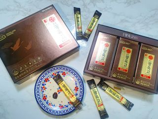 [광동제약] 광동 광옥고 홍삼 본 30포+쇼핑백 증정 — 4점을 준 리뷰어가 2021년 11월 올린 사용 사진