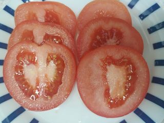 레드닥터 완숙토마토 + 통째로 동결건조한 대추방울토마토 — 5점을 준 리뷰어가 2022년 12월 올린 사용 사진
