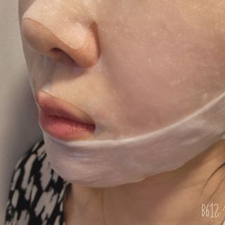 태그스킨 4스텝 주름개선 피부미백 영양 마스크팩 3개 세트(최신버전) — 5점을 준 리뷰어가 2022년 4월 올린 사용 사진