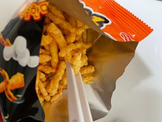 칩스틱 과자젓가락 게이밍젓가락 2ea / KC인증 식품용 — 5점을 준 리뷰어가 2021년 10월 올린 사용 사진