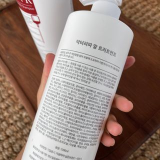 닥터라파알 레드 꽃향기 탈모샴푸 1,000ml + 트리트먼트 1,000ml — 5점을 준 리뷰어가 2021년 8월 올린 사용 사진