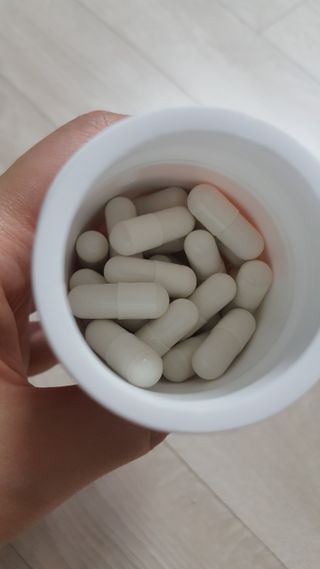 프리마인 성큼다가온 봄, 이너뷰티를 챙겨야 피부도 화사하게, 컨디션도 활기차게. 흡수율을 높인 고효율 비타민. — 5점을 준 리뷰어가 2022년 9월 올린 사용 사진