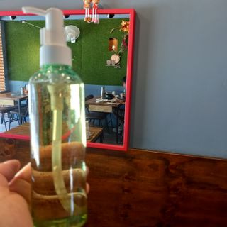 스킨큐어 산다화 순한 클렌징 동백 오일 200ml — 5점을 준 리뷰어가 2023년 8월 올린 사용 사진