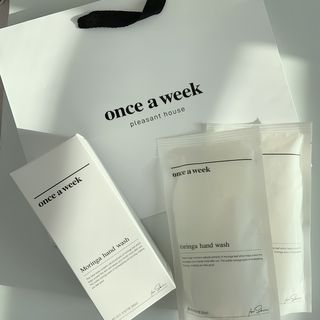 원스어윅 핸드워시 모링가향 본품1 + 리필파우치3 — 4.5점을 준 리뷰어가 2021년 1월 올린 사용 사진