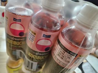 더그레잇티 콤부차 [매일유업] 더그레잇티 44kcal 콤부차 300ml *12개입 (오리지널 6개+베리리치 6개) — 5점을 준 리뷰어가 2023년 7월 올린 사용 사진