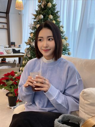 MAPLESYRUPFACTORY 메이플 피그먼트 맨투맨 8.COL — 5점을 준 리뷰어가 2022년 12월 올린 사용 사진