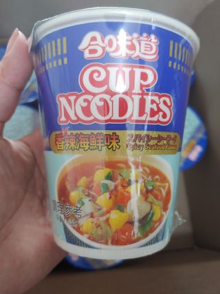 NISSIN 닛신 컵누들  4종 - 씨푸드오리지날, 씨푸드 스파이시, 씨푸드 커리, 씨푸드 XO소스 — 5점을 준 리뷰어가 2021년 11월 올린 사용 사진