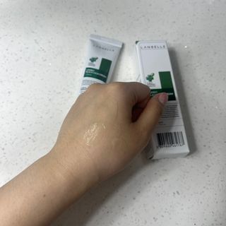 랑벨 랑바이오 블랙 시카 크림 50ml(블랙비 프로폴리스, 시카 4종, 판테놀 10 함유) — 5점을 준 리뷰어가 2023년 2월 올린 사용 사진