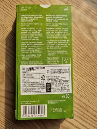 당류2g 자일리톨로 단맛을낸 슈카 퓨어비건 무설탕초콜릿 Xucker vegan 2개입 — 4.5점을 준 리뷰어가 2021년 4월 올린 사용 사진